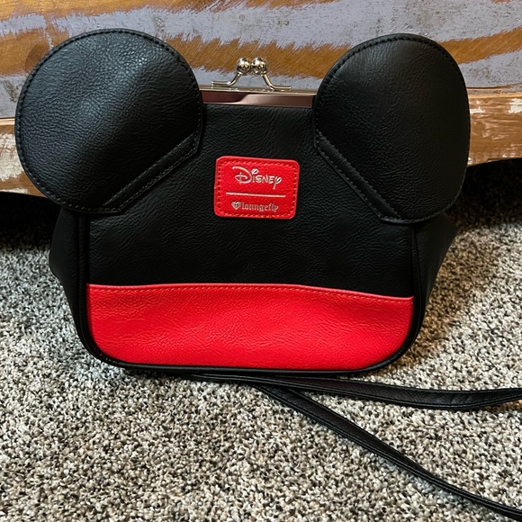 Disney Loungefly Mickey Mouse Ears Crossbody Purse Bag Disneyland Disney World - Picture 2 of 3